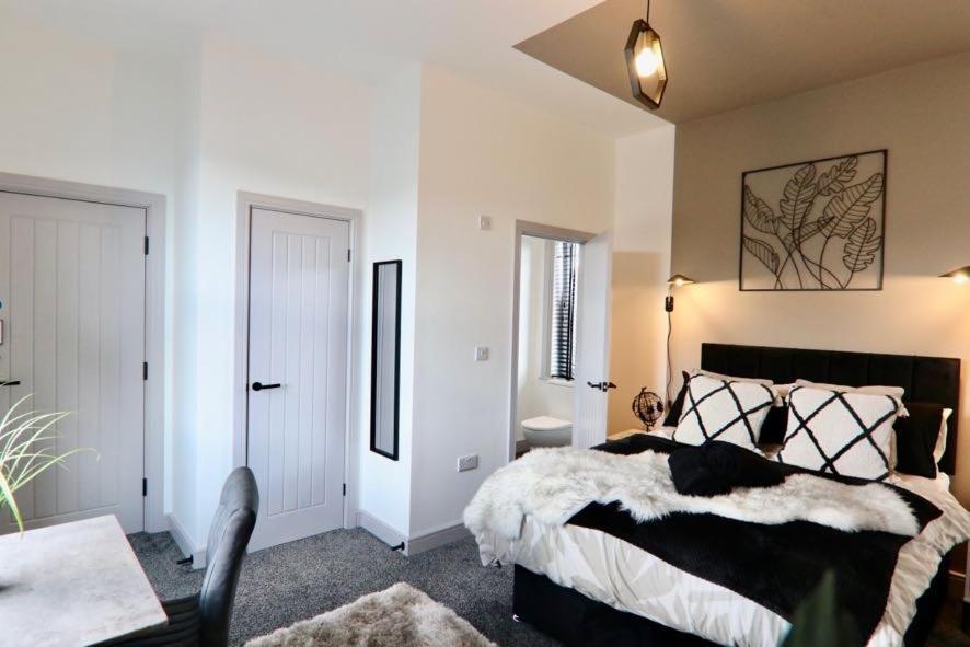 Sophisticated Silcoates Hotell Wakefield Exteriör bild