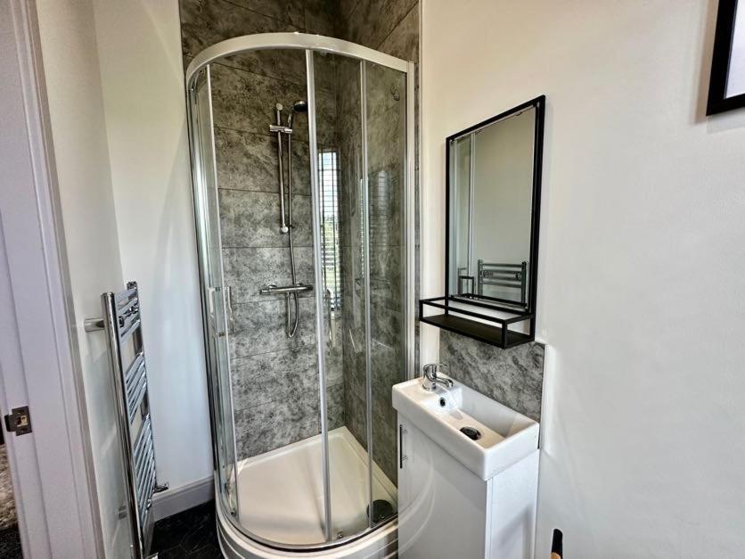 Sophisticated Silcoates Hotell Wakefield Exteriör bild